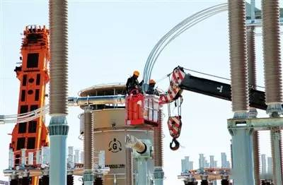 特高壓換流站光開關(guān)EMC測試現(xiàn)場 特高壓換流站光開關(guān)EMC測試現(xiàn)場